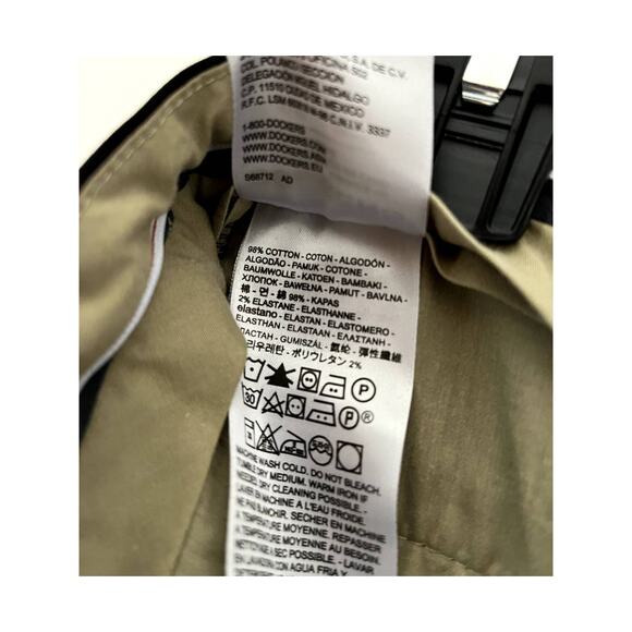 Dockers Mens Size W28 L32 Slim Signature Khaki Pants Black Pre-Owned - Picture 8 of 10